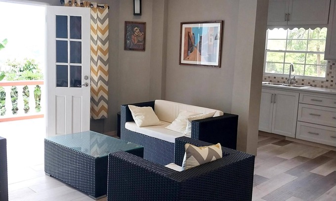 Calivigny Apartment | Relaxing and Romantic Apartment