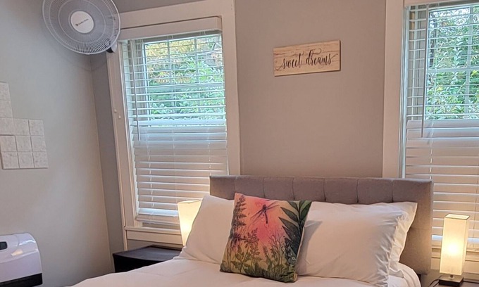 Kittery House | Relaxing & Clean - Maine Seacoast