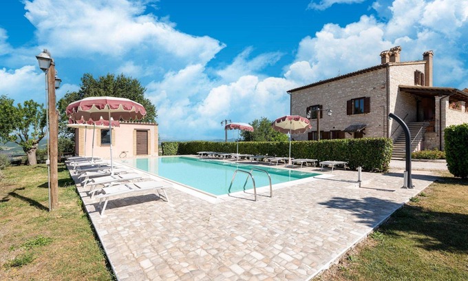 Cagli Apartment | Relaxing Countryside Stay