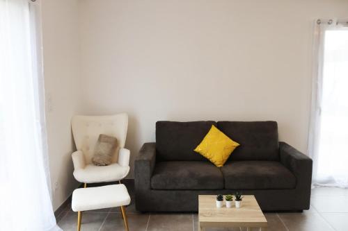 Emagny House | Relaxing, quiet, private spa, Besançon