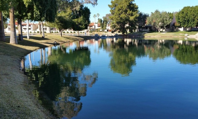 North Mountain Condo | Relaxing Waterfront Oasis - Travel, Business, Travel Nurses, Sports, Medical