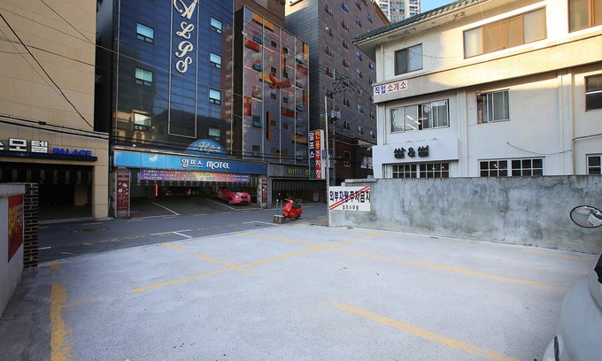 Wangsimnidoseon-dong Hotel | Remark Hotel Wangsimni Seoul