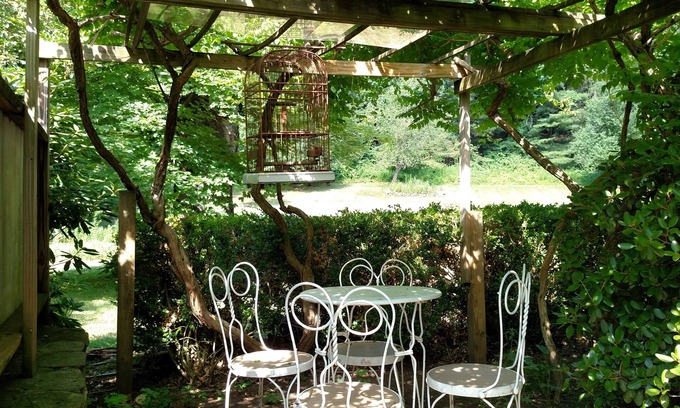 South Britain House | Remodeled 1795 Carriage House with two acres of gardens rimmed by forests