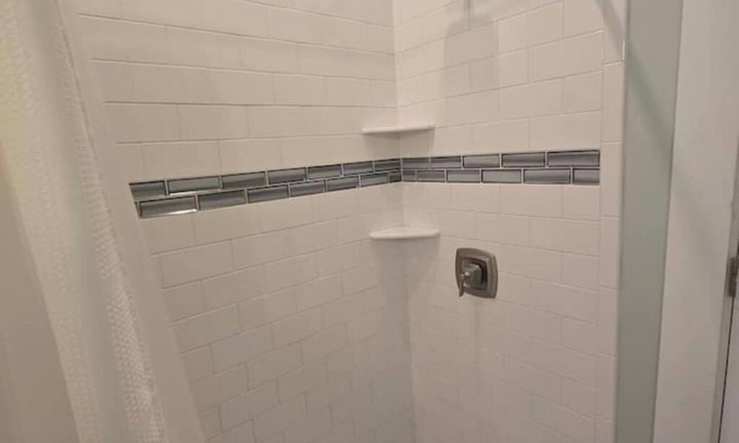 Cleveland House | Remodeled bungalow with 1st flr bedrooms!