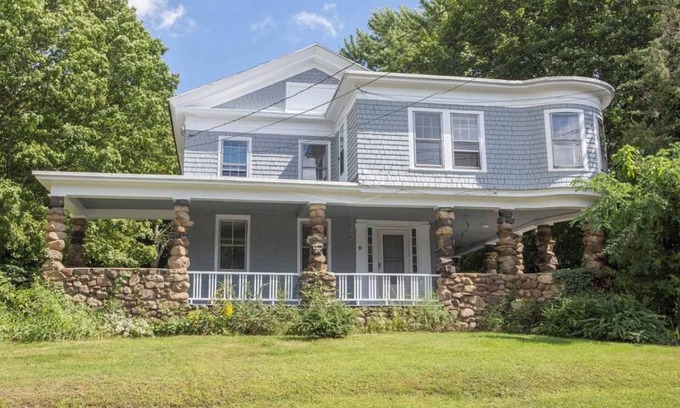 Branford Apartment | Remodeled spacious 2 BR near downtown with yard and wrap around porch
