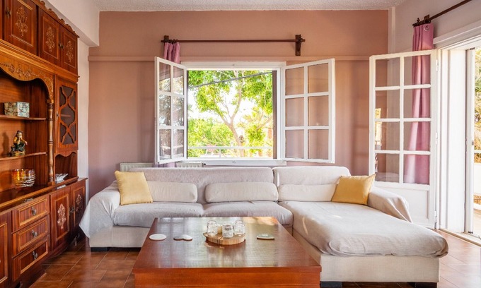 Daratsos House | Rena's Hospitality walk to the beach,10min to Chania!