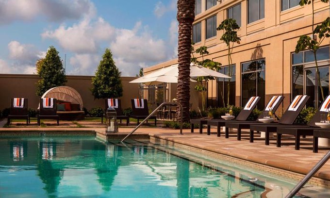 South Baton Rouge Hotel | Renaissance Baton Rouge Hotel