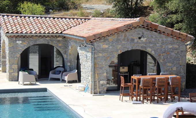 Les Vans Other | Renovated 300 m2 stone farmhouse with swimming pool and large equipped pool house.