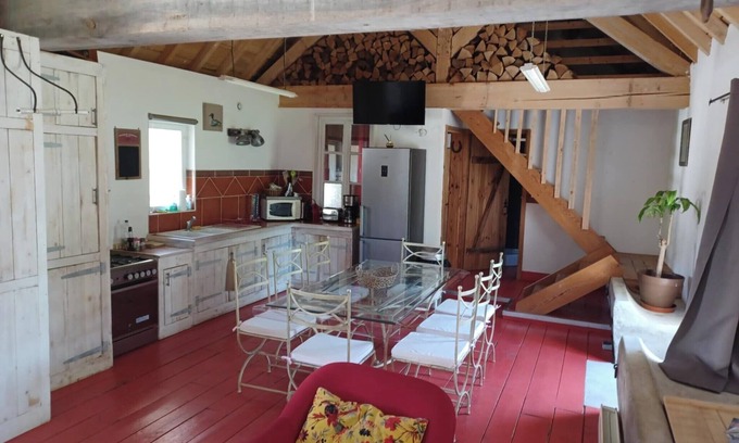 Lassay-sur-Croisne House | Renovated farmhouse in the heart of Sologne