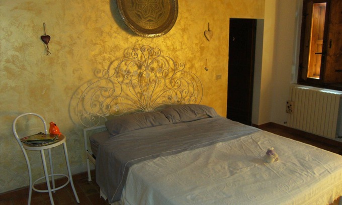 Agugliano House | RENOVATED FARMHOUSE NEAR ANCONA