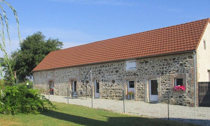 Cressanges Cottage | Renovated house with SPA and games