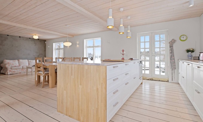 Mosfellsbaer House | Renovated house with a feel of the countryside.