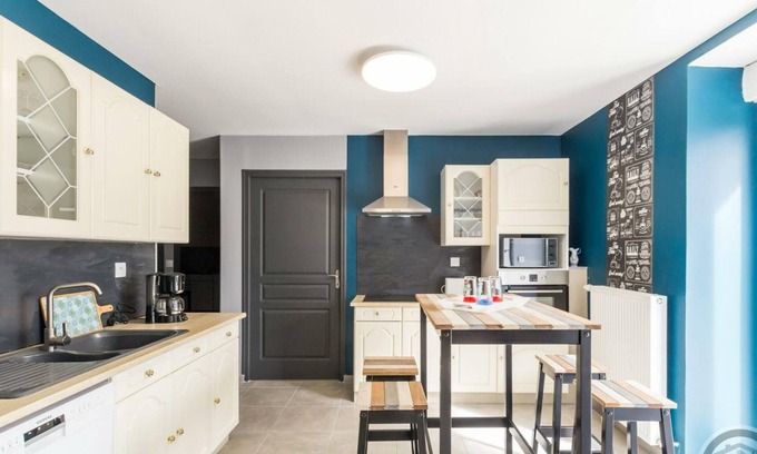 Beslon Cottage | Renovated house with terrace and garden in Villedieu les Poêles