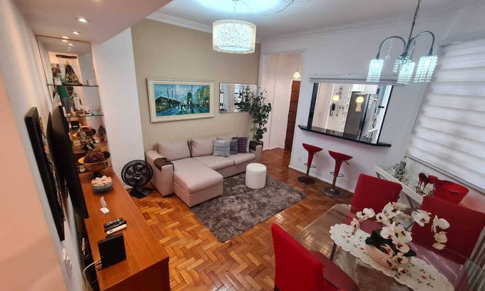 Copacabana Apartment | RENOVATED LUXURY PROMOTION NEAR THE BEACH 2 BEDROOMS/1 SUITE WI-FI 24-HOUR SECURITY