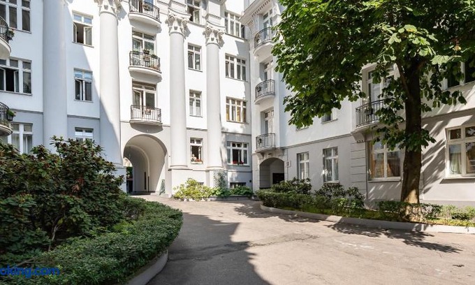 Srodmiescie Południowe Apartment | Rent like home - Mokotowska 51