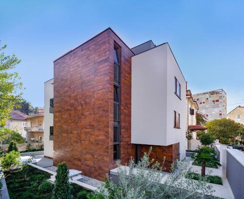 Split Apartment | Residence by Vestibul Palace