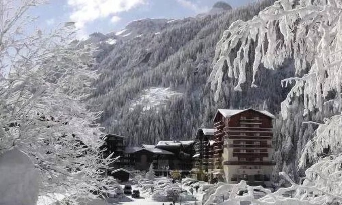 Valfrejus Apartment | Residence Grand Argentier - 4 Rooms for 8 People