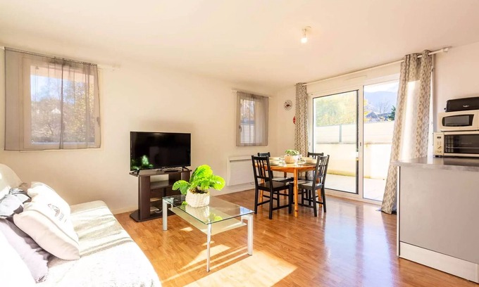 Vielle-Aure Apartment | Residence Hameau Du Pre Clos - Rental Vielle Aure for 6 persons