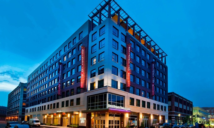 West Fens Hotel | Residence Inn by Marriott Boston Back Bay/Fenway