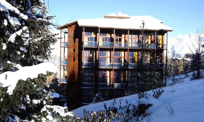 Arc-1800 Apartment | Residence Mirantin 2 - Duplex for 4 people close to the slopes and shops - Quiet residence in the village of Charmettogerà Arc 1800