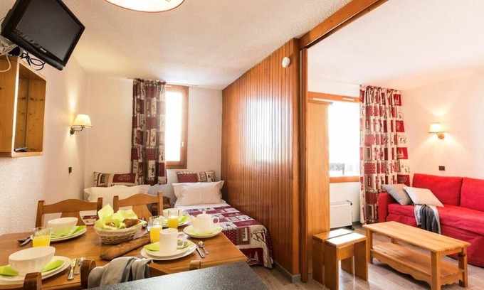 Meribel-Mottaret Apartment | Residence Odalys Le Hameau du Mottaret - 2 Rooms 4/5 People