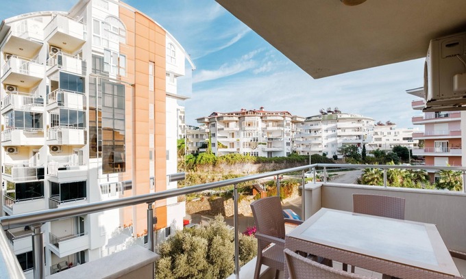 Avsallar Apartment | Residence w Pool, Terrace 5 min to Beach in Alanya