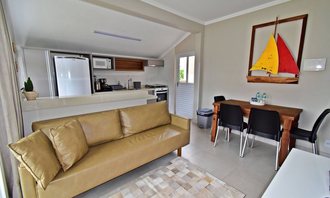 Centro House | Residencial Casa Flora - 201