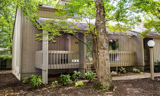 Fairfield Glade Villa | ðResort Vacations at Fairfield Glade TN Golf Themed two bedroom Villa
