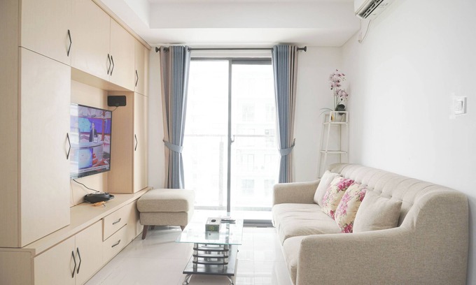 Jakarta Apartment | Restful And Modern 3Br At Daan Mogot City Apartment