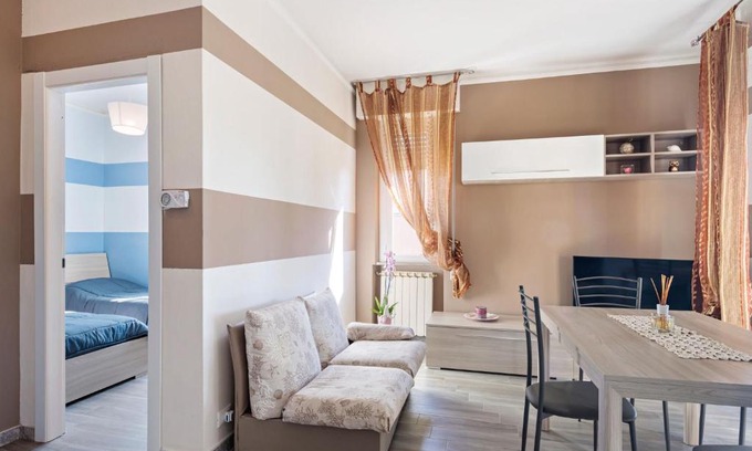 Fiumaretta House | Restful Holiday Home in Fiumaretta with Terrace