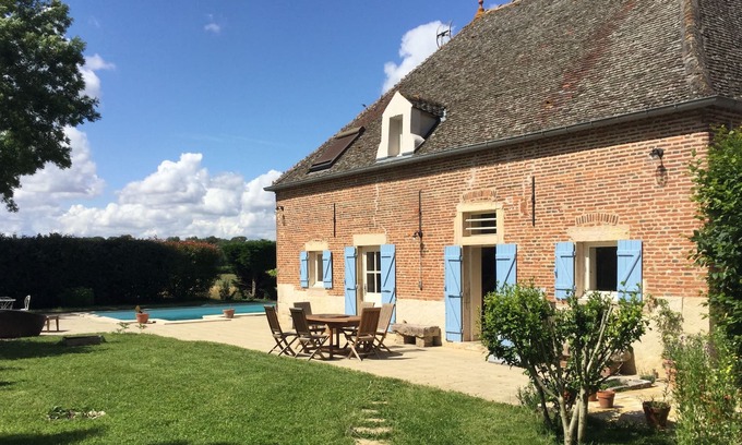 Franxault Other | Restored farmhouse, swimming pool, boules court and badminton, table tennis, piano