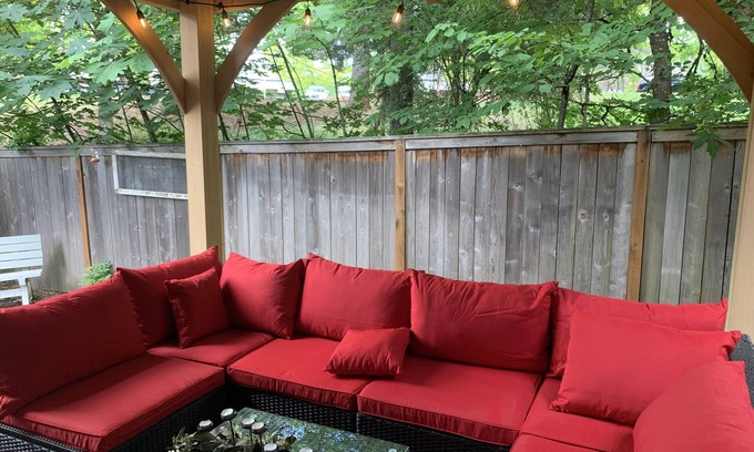 Aloha House | ♬Retreat & Relax♨ High-speed Internet, bbq, backyard Intel/Nike