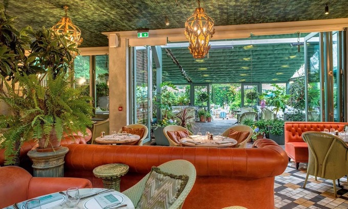 Chelsea Riverside Apartment | Retreat to a Stylish Flat in Chelsea