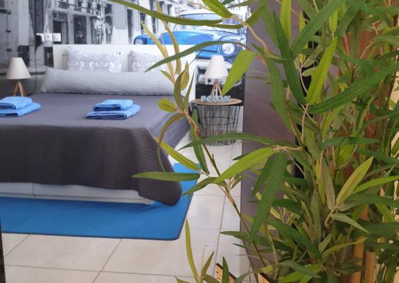 Volos City Centre Apartment | Retro Central Studio