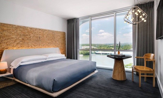 Congress Avenue Historic District Hotel | Revel in the Lap of Luxury! Town Lake Views, Pets Allowed, Outdoor Pool!