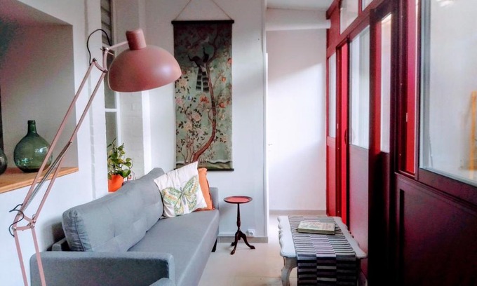 Convention Apartment | rez de chaussée centre, jardin