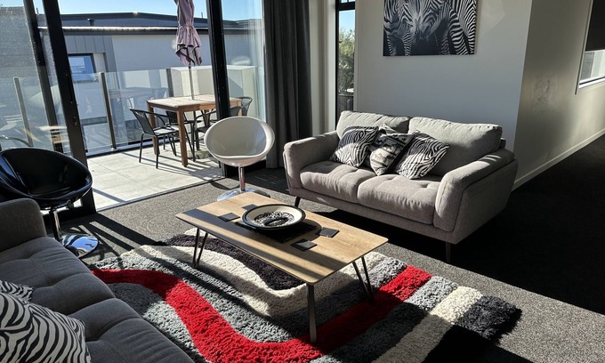 Richmond Apartment | Richmond Luxury Apartment