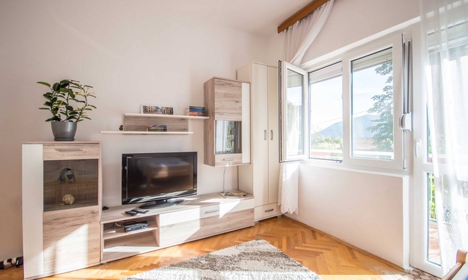 Risan Apartment | Risan Apartment, Boka Bay