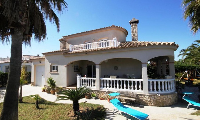 Riumar House | Riumar "Mariposa", 300m to beach, private pool, On-Site-Service, dog beach
