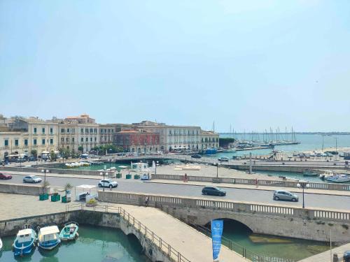 Santa Lucia Apartment | Riva del Forte - 4 Rooms Ortigia's Sea View