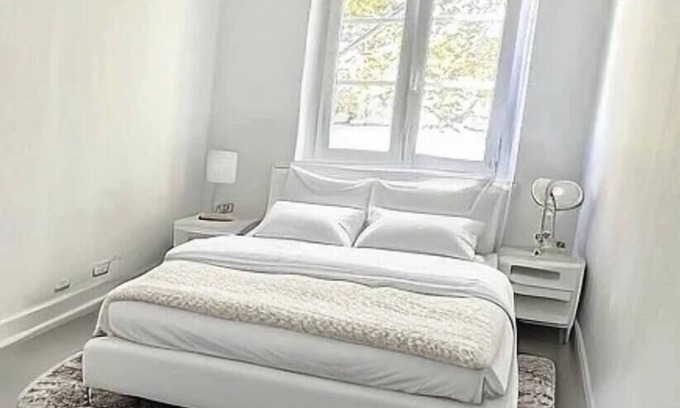 Charleroi Apartment | Rive Gauche F center - train station - airport