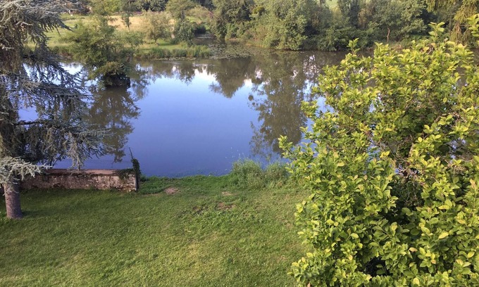 Taize-Aizie House | River Frontage House with Terrace + Large Garden + Boat