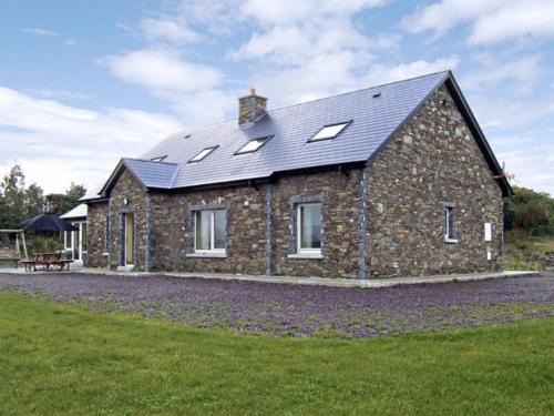 Sneem House | River House