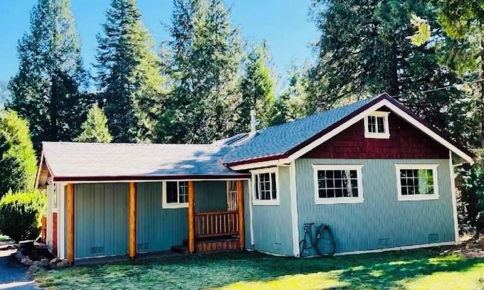 Hamilton Branch House | RiverEdge Retreat in Hamilton Branch