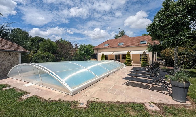 Louvemont Cottage | Riverside Retreat: Cozy 3BR with Modern Kitchen, Garage & Village Charm