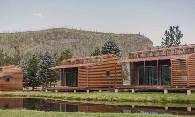 Springerville Cabin | Riverside Suite Casita 8