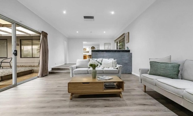 Gol Gol House | Riverview at 92