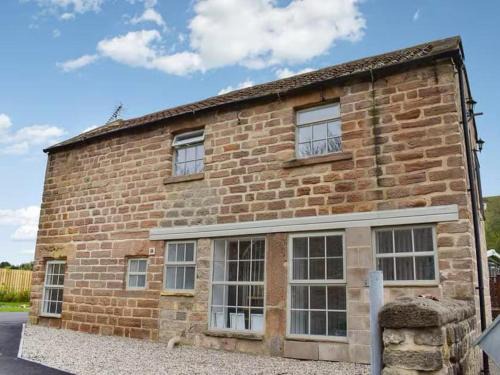 Knaresborough House | Riverview Cottage at Lido Leisure Park