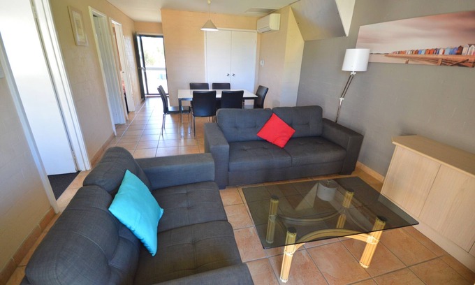 Kalbarri Apartment | Riverview Holiday Apartment 90 - Kalbarri WA