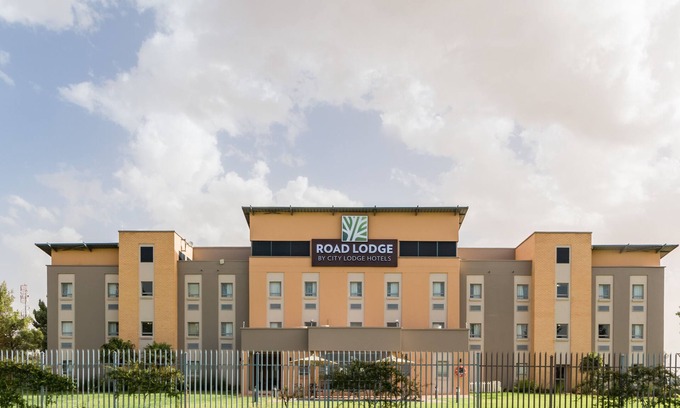 Bloemfontein Hotel | Road Lodge Bloemfontein Airport